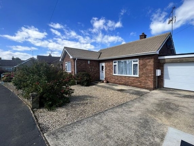 Bungalow to rent in South Moor Drive, Heacham, King's Lynn PE31