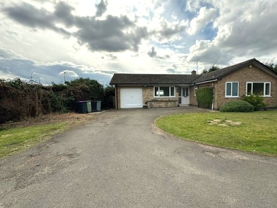 Bungalow to rent in Wellington Drive, Grantham NG31