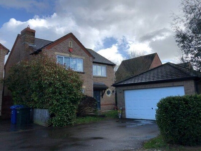 Detached house to rent in Lucerne Avenue, Bicester OX26