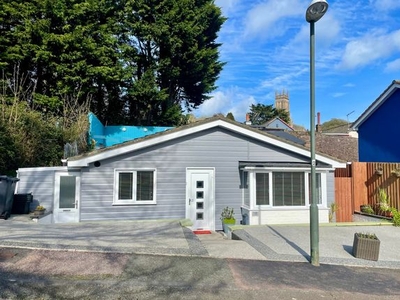 Detached bungalow to rent in Blake Close, Torquay TQ1