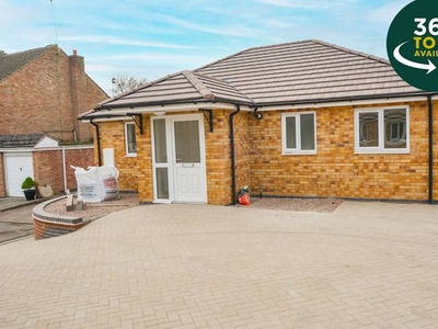 Detached bungalow to rent in Lobbs Wood Close, Humberstone, Leicester LE5