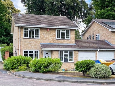 Detached house to rent in Cambrian Close, Camberley GU15