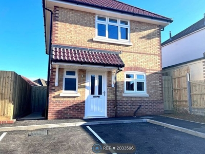 Detached house to rent in Churchill Road, Poole BH12