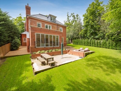 Detached house to rent in London Road, Ascot, Berkshire SL5