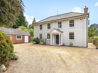 Detached house to rent in London Road, Sunningdale, Ascot, Berkshire SL5