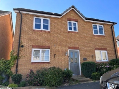Detached house to rent in Orchard Grove, Newton Abbot TQ12