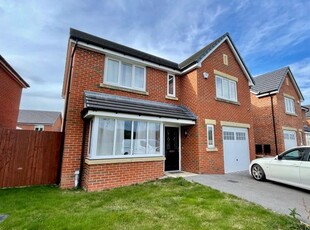 Detached house to rent in Pasture Close, Blackpool FY4
