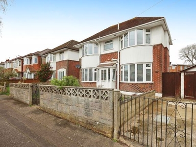Detached house to rent in Priory View Road, Bournemouth BH9