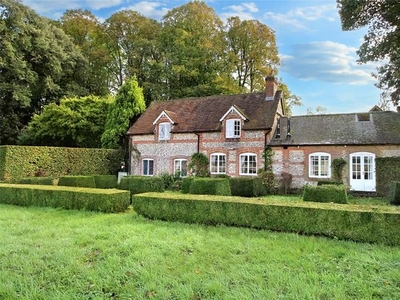 Detached house to rent in Stable Cottages, Burkham, Alton, Hampshire GU34