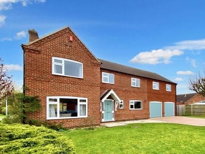 Detached house to rent in The Pastures, Long Bennington, Newark NG23
