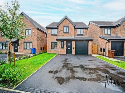Detached house to rent in Weavers Close, Worsley, Manchester M28