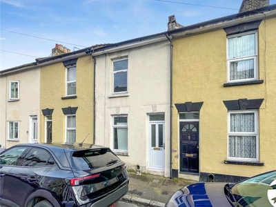 Detached house to rent in Weston Road, Rochester, Kent ME2