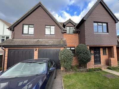 Detached house to rent in Worrin Road, Shenfield, Brentwood CM15