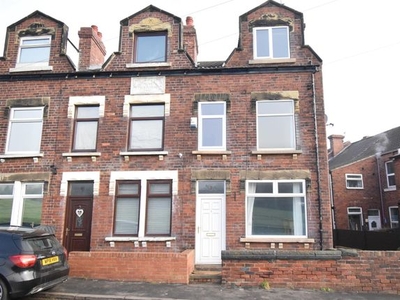 End terrace house to rent in Box Lane, Pontefract WF8