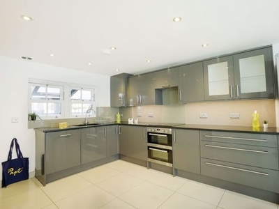 End terrace house to rent in Fairlight Place, Brighton BN2