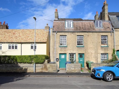 End terrace house to rent in Grantchester Road, Trumpington, Cambridge CB2