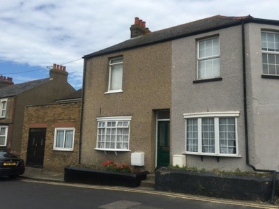 End terrace house to rent in High Street, Margate CT9