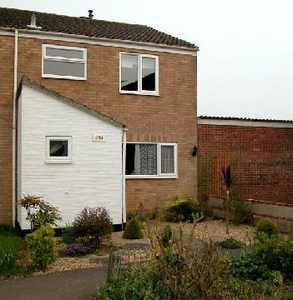 End terrace house to rent in Lovell Gardens, Thetford IP25
