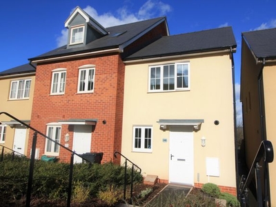 End terrace house to rent in Old Park Avenue, Exeter EX1