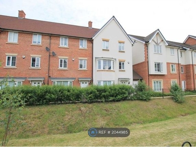 End terrace house to rent in Three Valleys Way, Bushey WD23