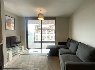 Flat to rent in Adelphi Wharf 1A, 11 Adelphi Street, Salford, Greater Manchester M3