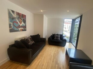 Flat to rent in Advent Way, Manchester M4