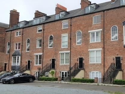 Flat to rent in Albion Street, Hull HU1