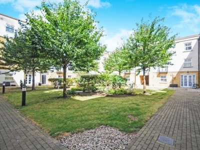 Flat to rent in Audley Court, Southend-On-Sea SS1