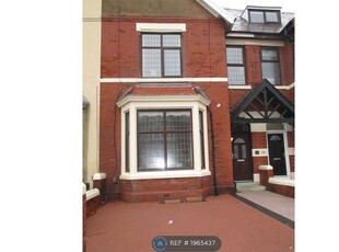 Flat to rent in Boscombe Road, Blackpool FY4