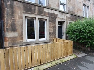 Flat to rent in Caledonian Place, Dalry, Edinburgh EH11