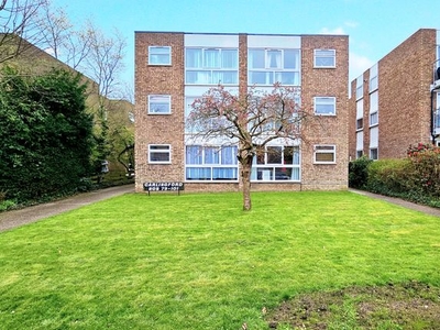 Flat to rent in Carlingford, 99 The Park, Sidcup, Kent DA14