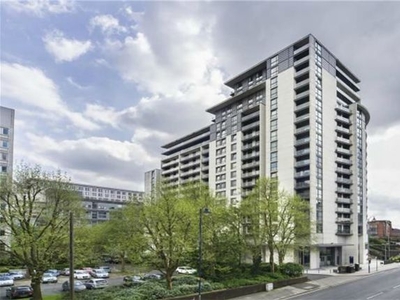 Flat to rent in Centenary Plaza, 18 Holliday Street, Birmingham City Centre B1
