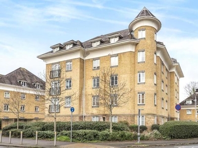 Flat to rent in Century Court, Horsell, Woking GU21