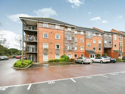 Flat to rent in Chain Court, Swindon SN1
