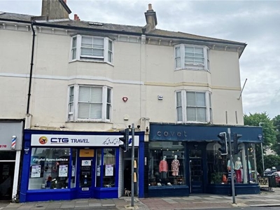 Flat to rent in Church Road, Hove BN3