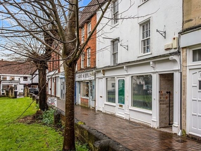 Flat to rent in Church Street, Trowbridge BA14