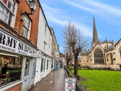 Flat to rent in Church Walk, Trowbridge, Wiltshire BA14