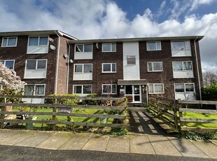Flat to rent in Clifton House Road, Clifton M27