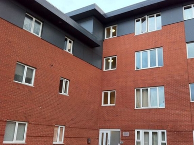 Flat to rent in Conisbrough Keep, Coventry CV1