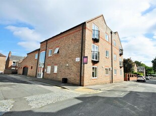 Flat to rent in De Little Court, Vine Street, York YO23