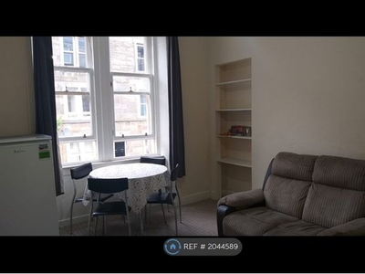 Flat to rent in Downfield Place, Edinburgh EH11
