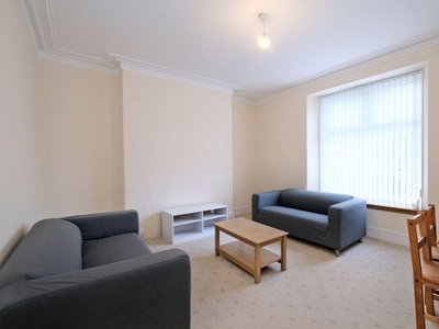 Flat to rent in Elmbank Terrace, Kittybrewster, Aberdeen AB24