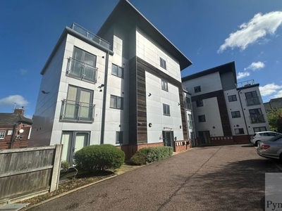 Flat to rent in Emms Court, Norwich NR1