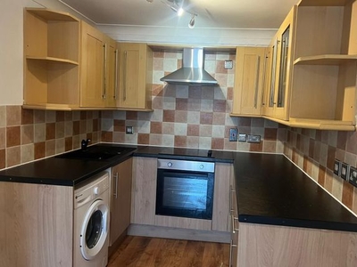 Flat to rent in Flat, - Chapel Street, Luton LU1