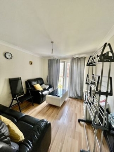 Flat to rent in Garner Court, Dunlop Road, Tilbury, Essex RM187Bg RM18