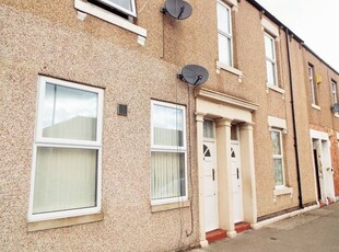 Flat to rent in Howdon Road, North Shields NE29