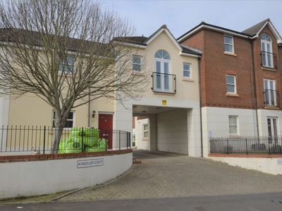 Flat to rent in Kingsley Court, Kingsley Avenue, Torquay, Devon TQ2