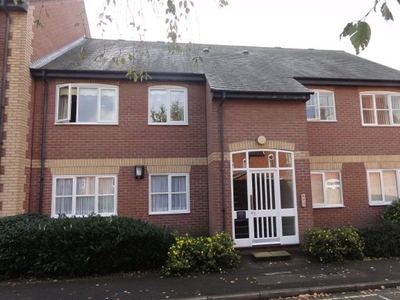 Flat to rent in Mark Jennings Lane, Bury St. Edmunds IP33