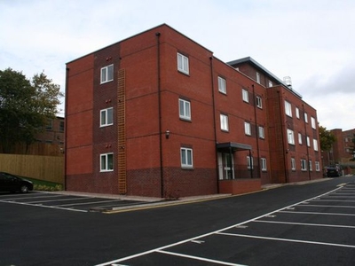 Flat to rent in Michael Court, Kingstanding Road, Kingstanding, Birmingham B44