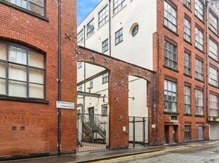 Flat to rent in Naples Street, Manchester, Greater Manchester M4